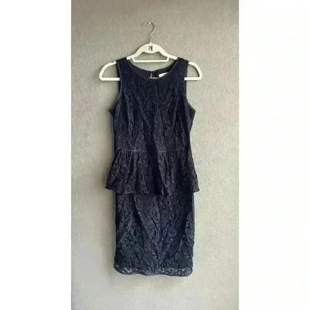 Banana Republic Women's Sleeveless Lace Knee Length Dress Size 4 Black